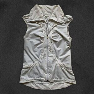 Lululemon Vest Lightweight Full Zip Closure Front & Back Pockets White Women's M
